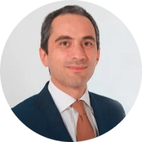 csm_Mgmt_Team_Nicola_Frisco_df37e4cc97-photoaidcom-cropped